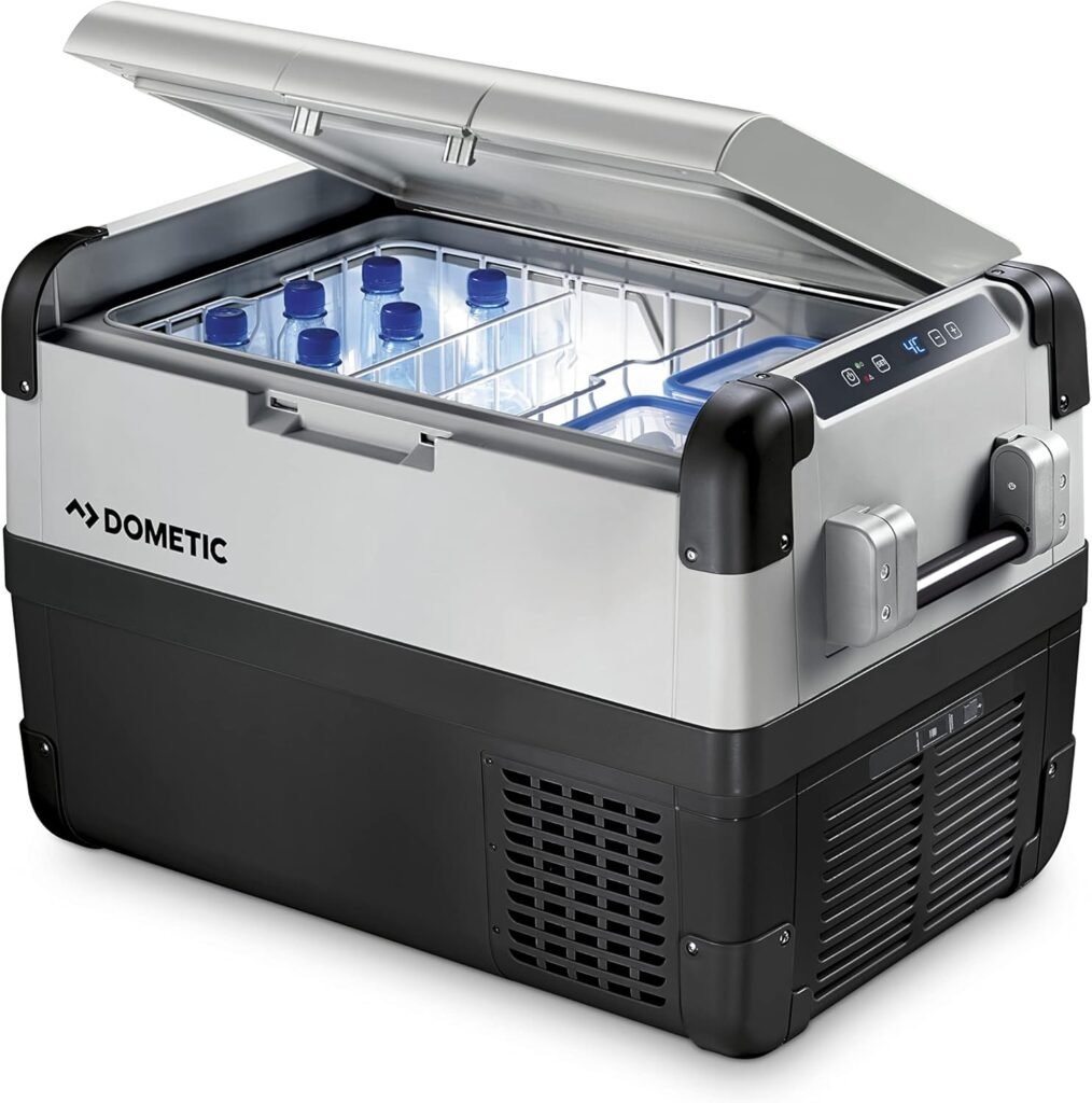 Nevera de compresor DOMETIC CFX 50, 46 litros, rango de refrigeración de +10°C a -22°C, conexiones 12V/24V/230V, clase de eficiencia energética B, ideal para coche, camión y autocaravana